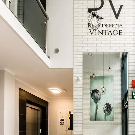 Vintage No2 Olštýn